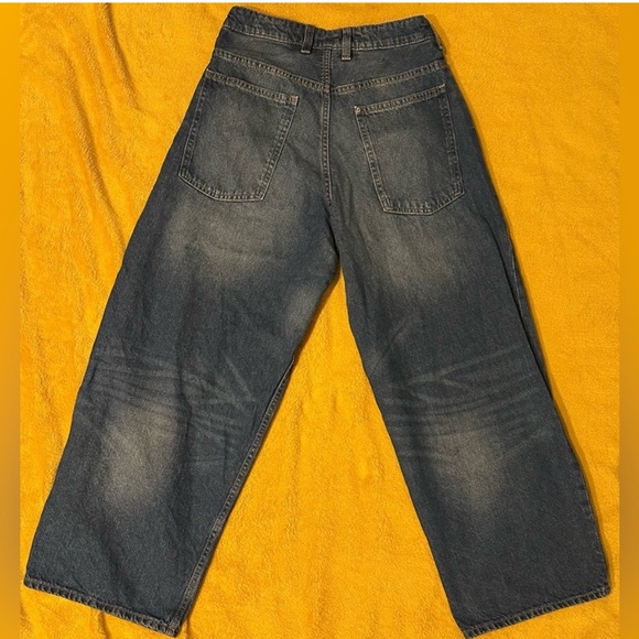 H&M Super Baggy Coupe Ultra-Baggy Boys Jeans with adjustable waist. Boys 14 - Picture 2 of 5